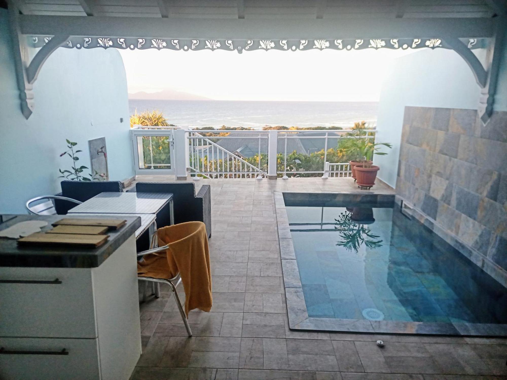 Aux Colibris Amoureux : Loft De Standing Avec Vue Mer Grand-Bourg  外观 照片