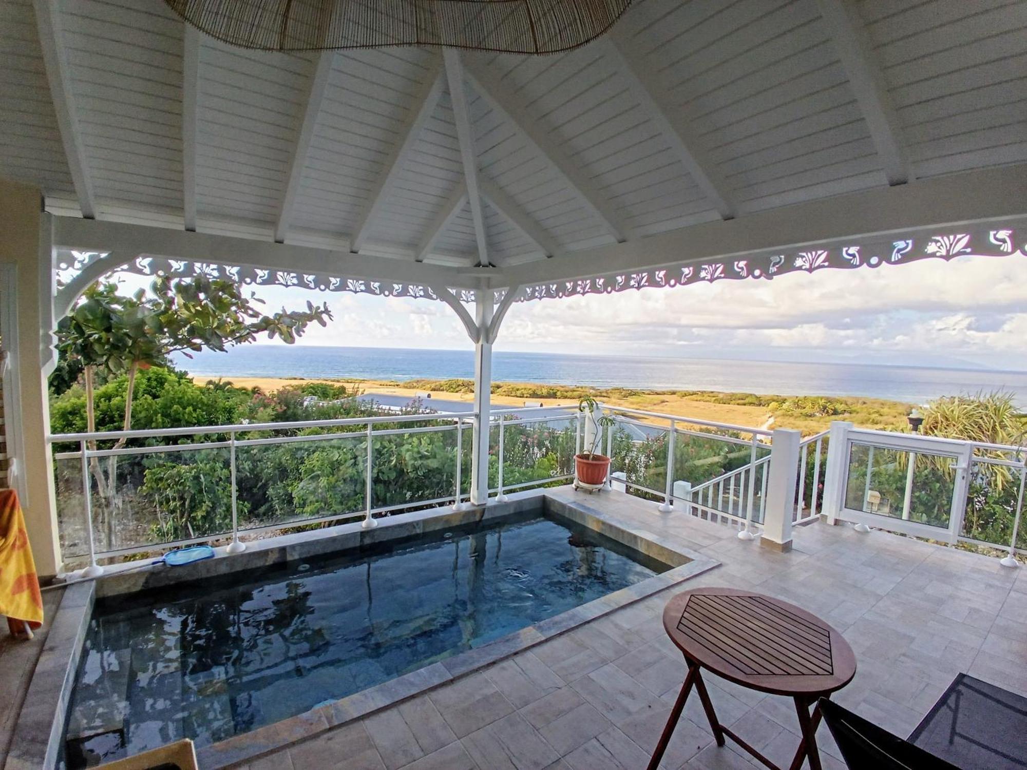 Aux Colibris Amoureux : Loft De Standing Avec Vue Mer Grand-Bourg  外观 照片