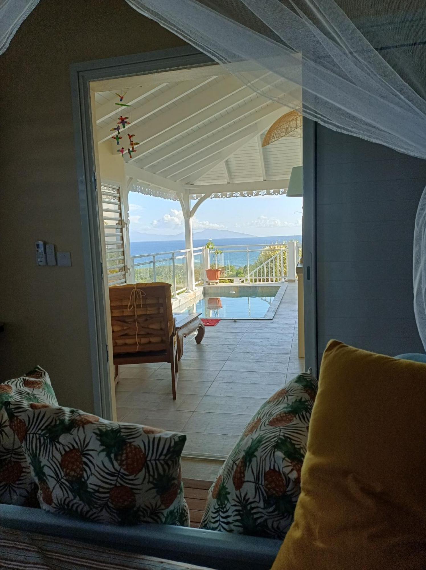 Aux Colibris Amoureux : Loft De Standing Avec Vue Mer Grand-Bourg  外观 照片