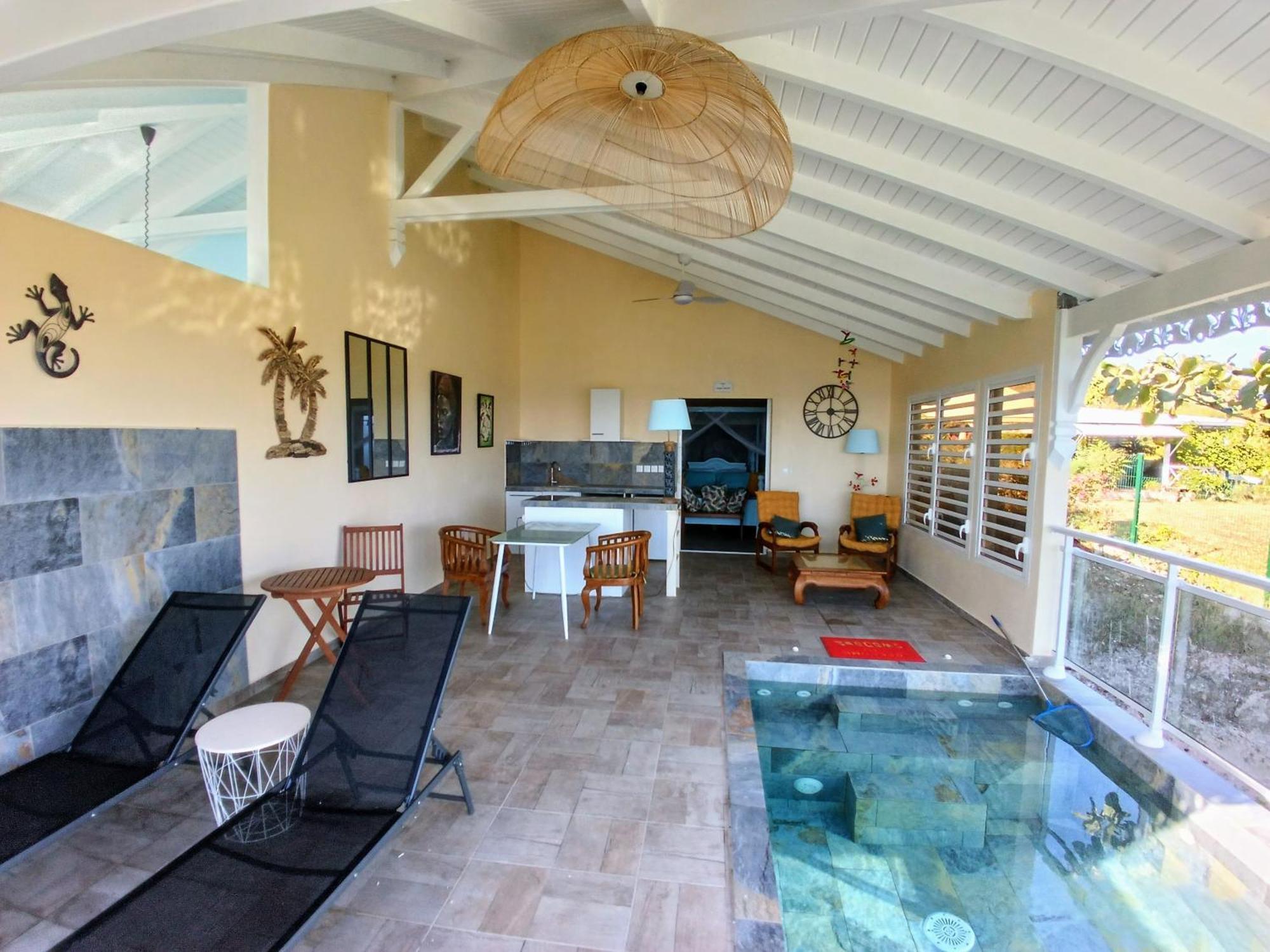 Aux Colibris Amoureux : Loft De Standing Avec Vue Mer Grand-Bourg  外观 照片